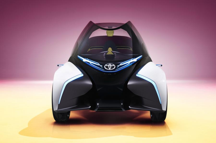  Toyota i-TRIL Concept 2017 года  (фото 9 из 22)